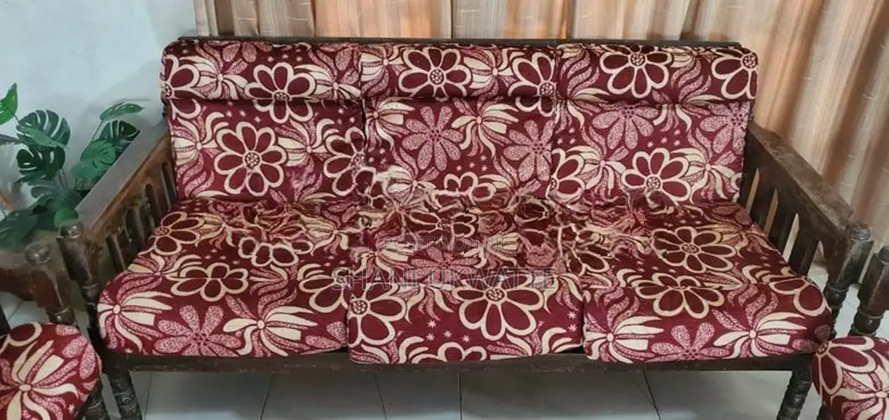 Damro Sofa Set