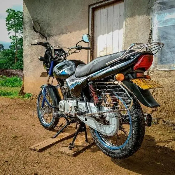 Bajaj CT100 2007