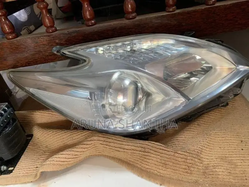 Prius Head Light