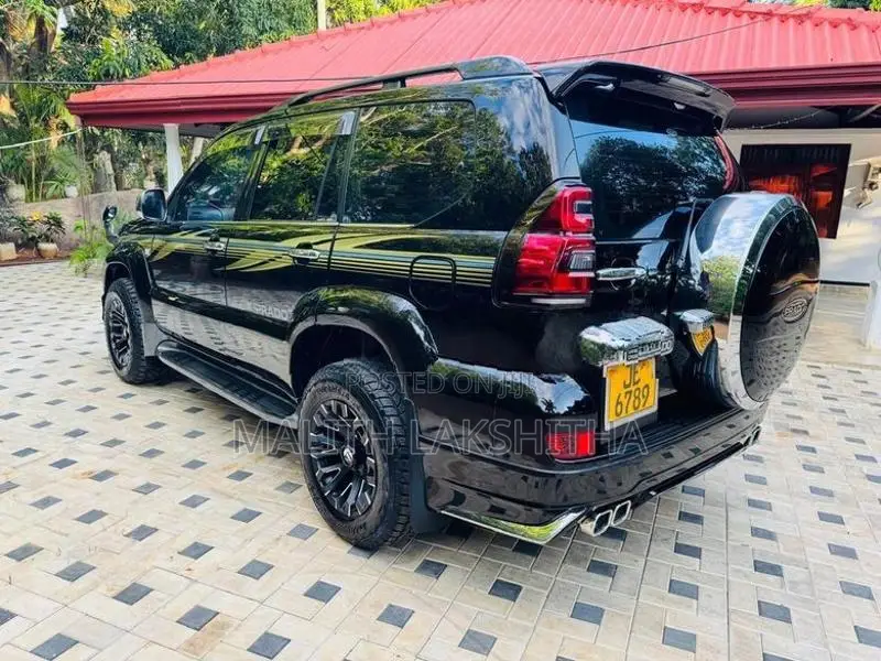 Toyota Land Cruiser Prado 120 2004
