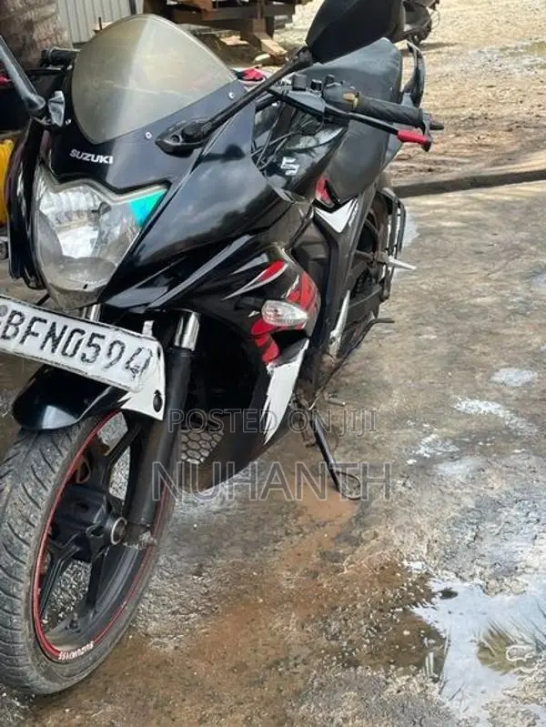Suzuki Gixxer 2017