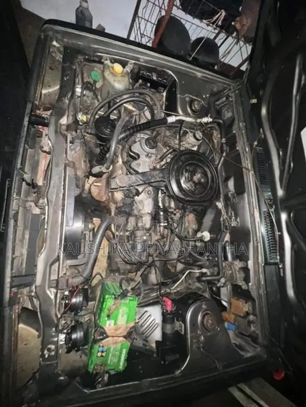 Nissan Sunny 1986