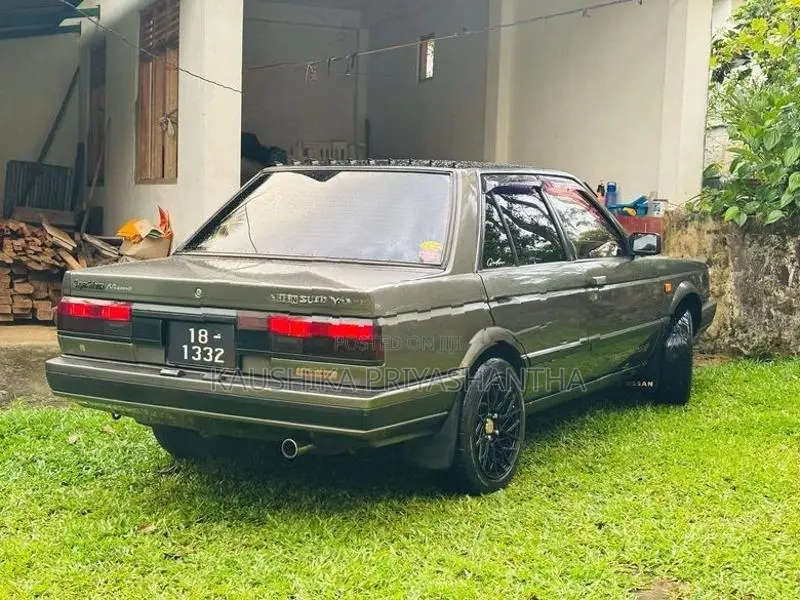 Nissan Sunny 1986