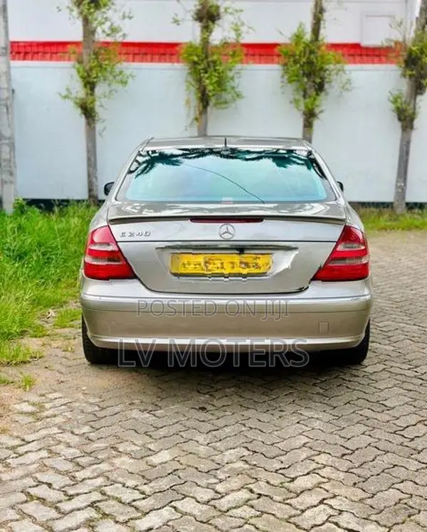Mercedes Benz E240 FULLY LOADED 2002