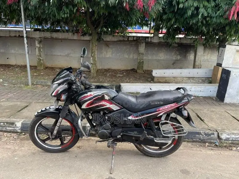 TVS Metro 2015