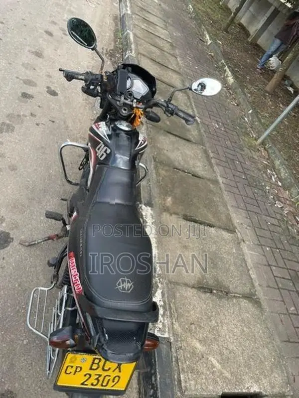 TVS Metro 2015