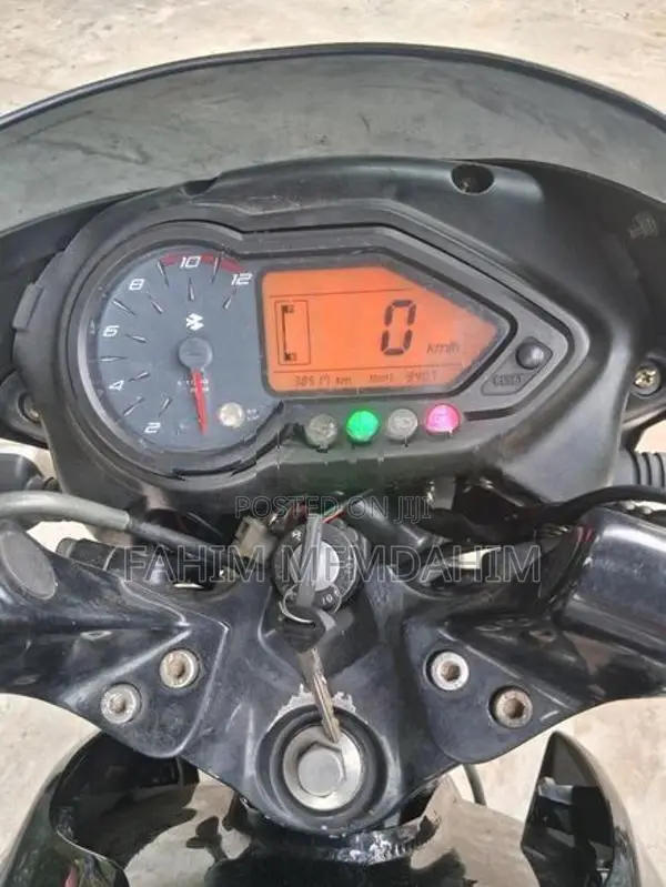 Bajaj Pulsar 150 2016