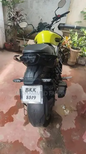 Hero Hunk 160R 2025