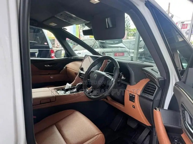Toyota Vellfire 2025