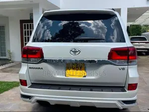 Toyota Land Cruiser Prado V8 2017