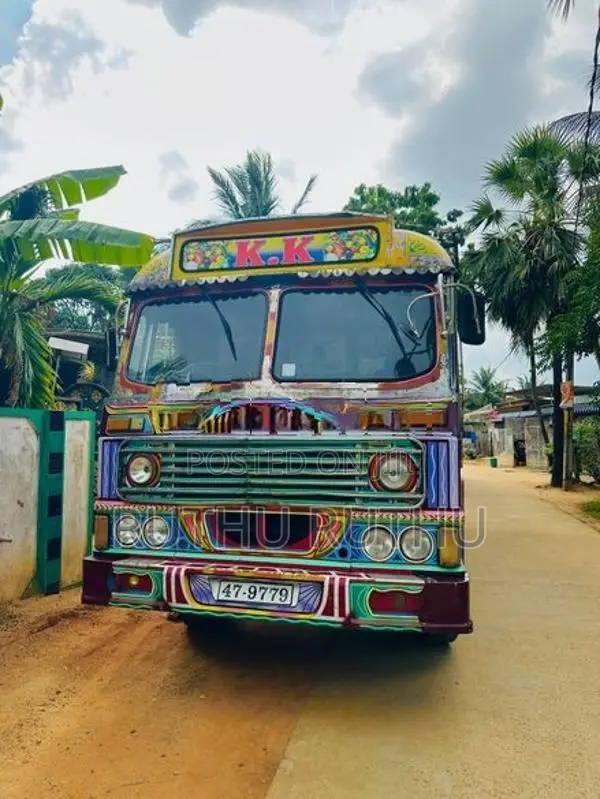 Ashok Leyland Comet 1995
