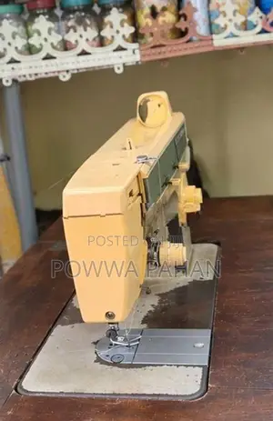 Singer ZigZag Sewing Machine (Singer 1288)