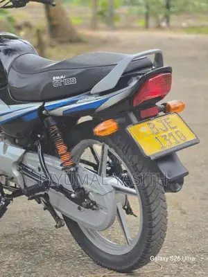 Bajaj CT100 2023