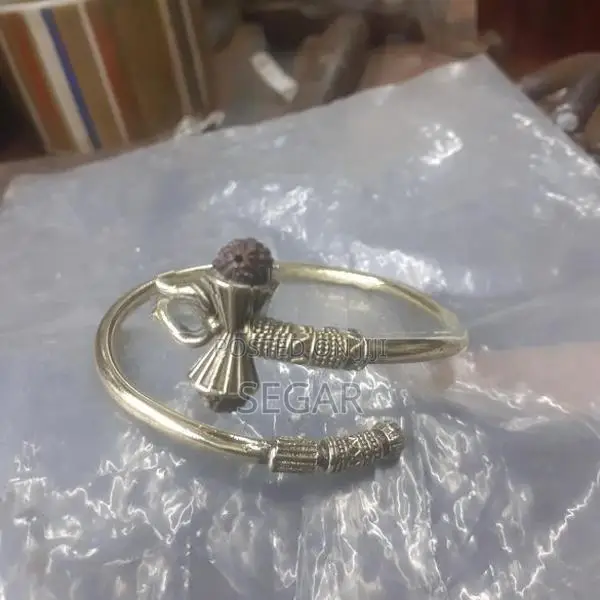 Sivan Bangle Brass (Pithala)