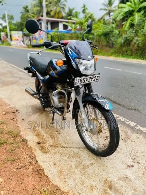 Bajaj CT100 2018