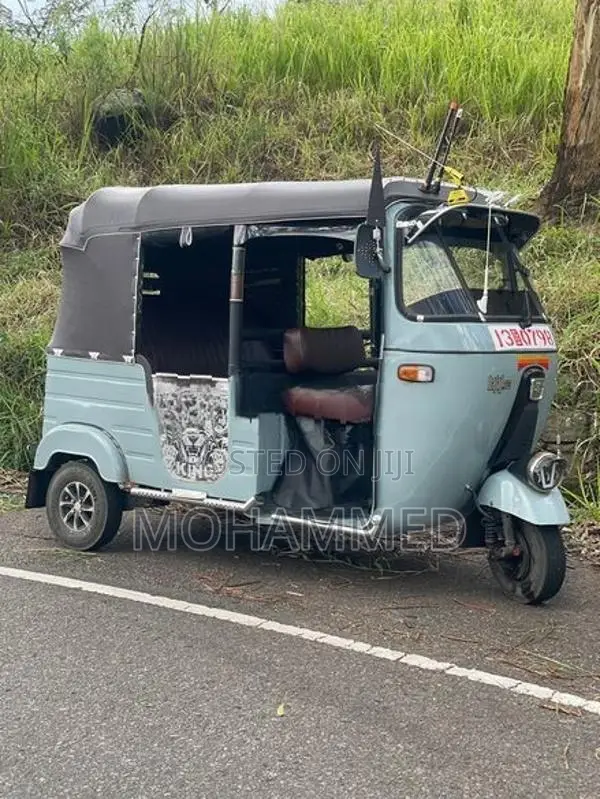 Bajaj RE 1983
