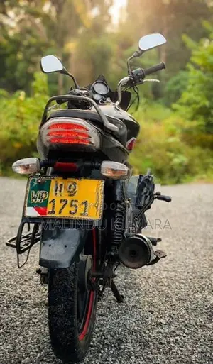 Bajaj Discover 2012
