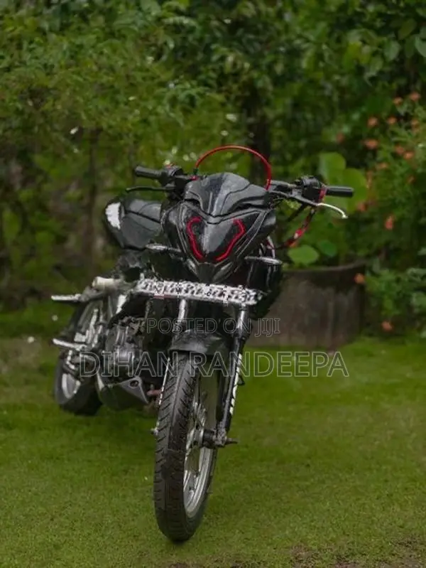 Bajaj Pulsar NS160 2017