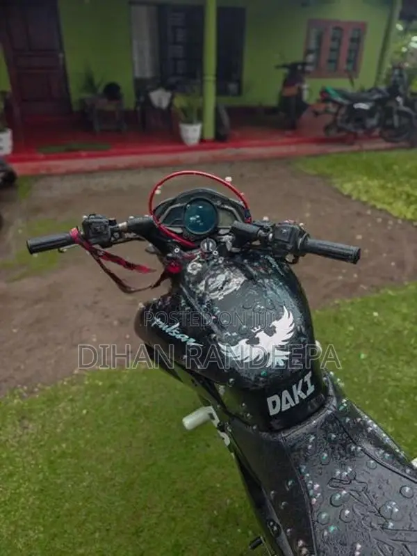 Bajaj Pulsar NS160 2017