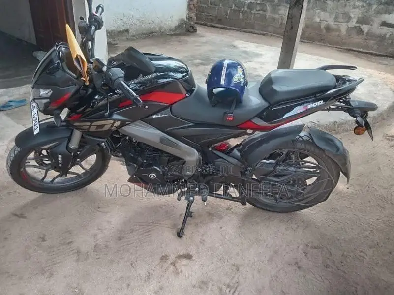 Bajaj Pulsar NS200 2026