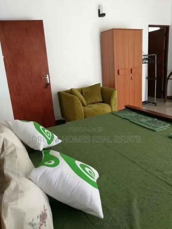 Luxury House For Rent In Melder Place, Nugegoda
