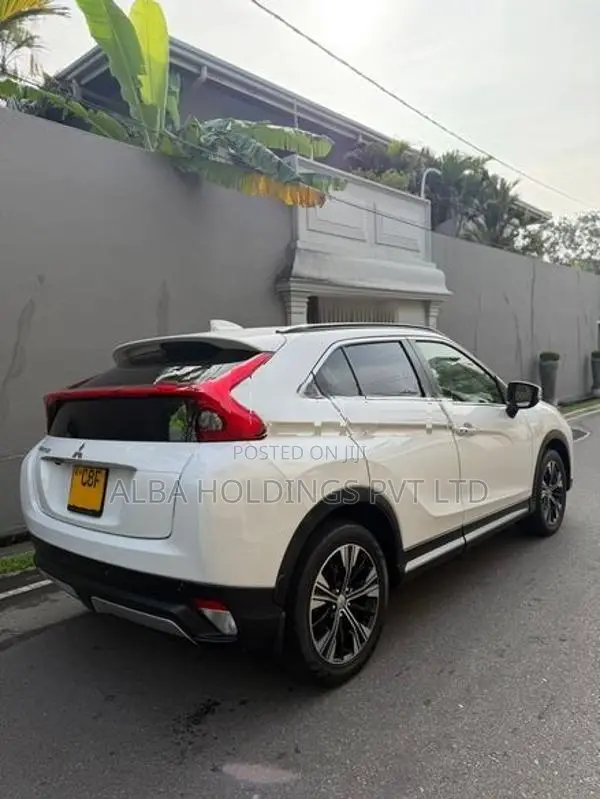 Mitsubishi Eclipse Cross G Plus Exceed 2019