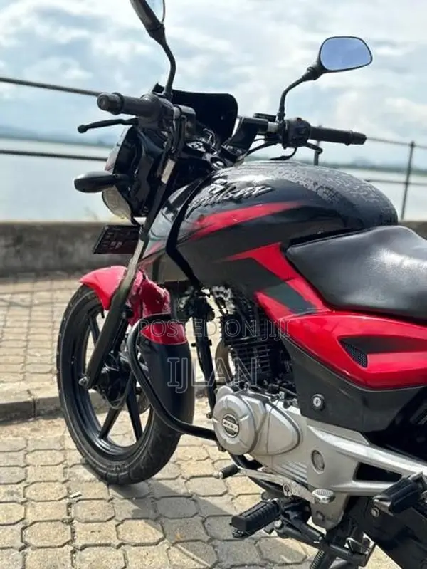 Bajaj Pulsar 150 2017