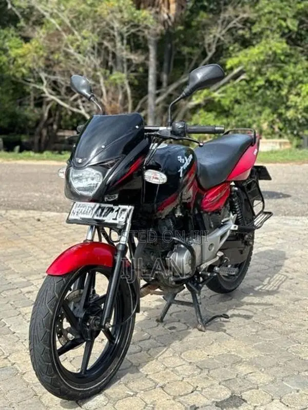 Bajaj Pulsar 150 2017