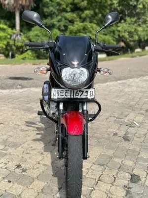 Bajaj Pulsar 150 2017