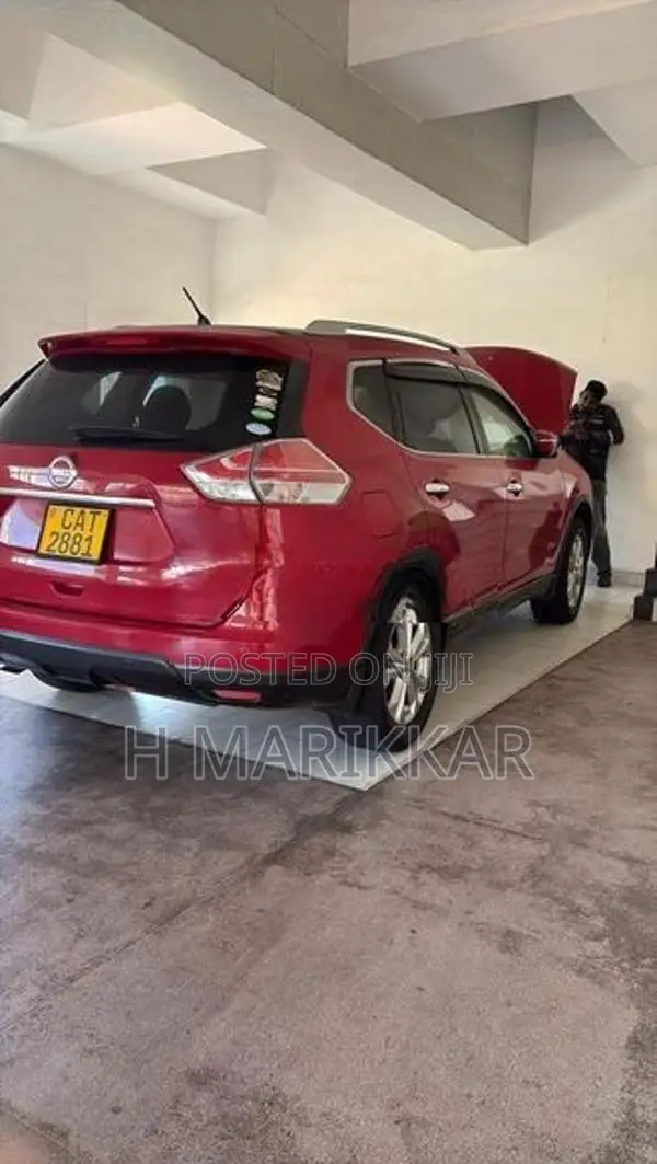 Nissan X-Trail 2015