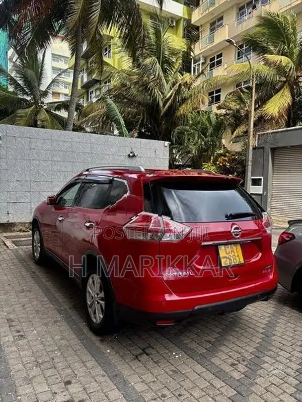 Nissan X-Trail 2015