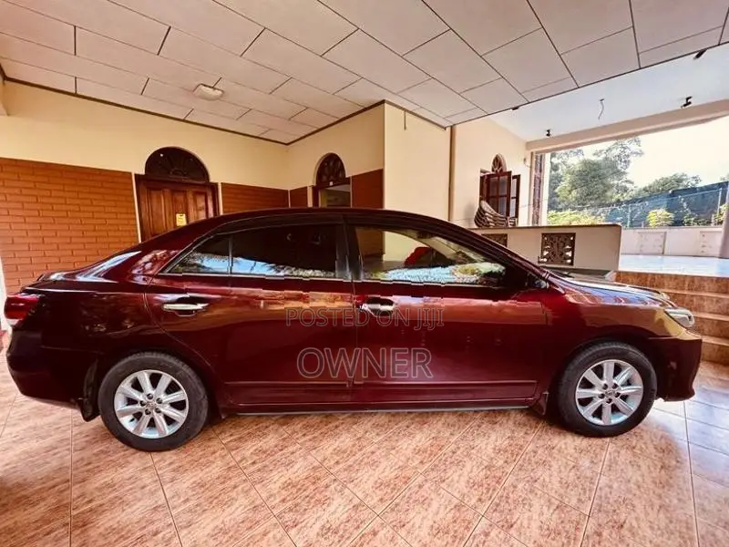 Toyota Premio 2017