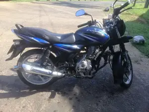 Bajaj Discover 2016