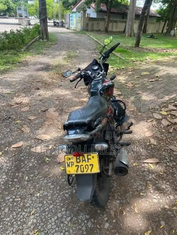 Bajaj Discover 125 2013