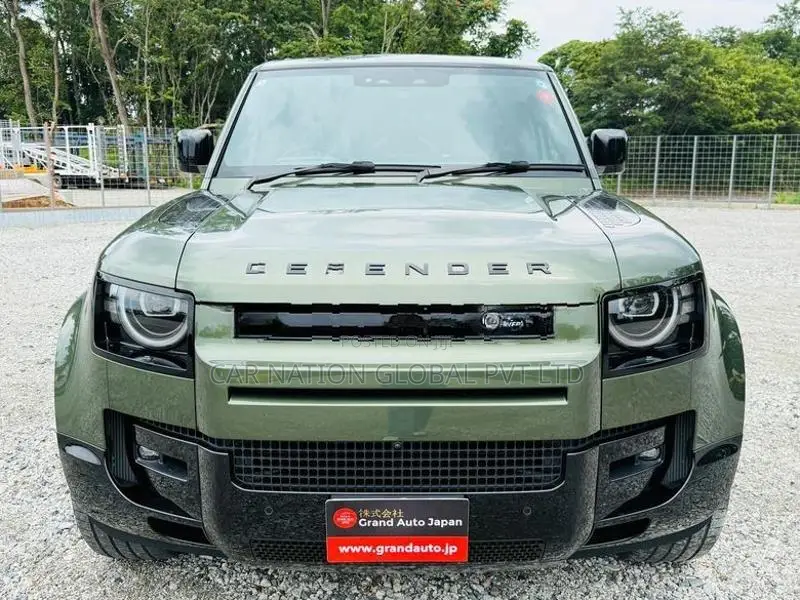 Land Rover Defender Dynamic HSE P300e 2026