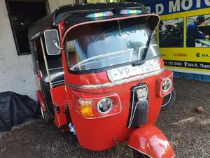 Bajaj RE 2011