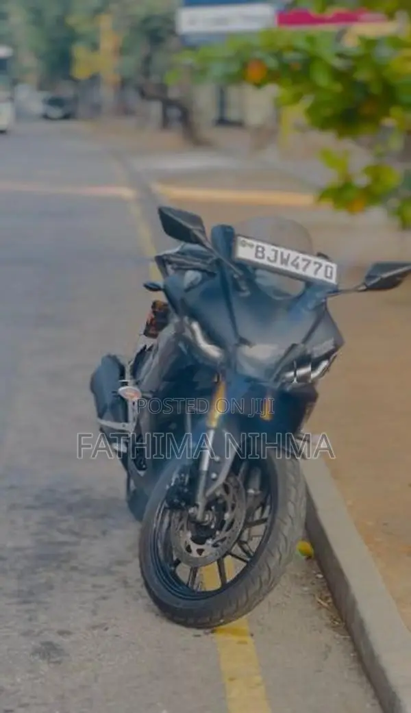 Yamaha R15 V4 2025