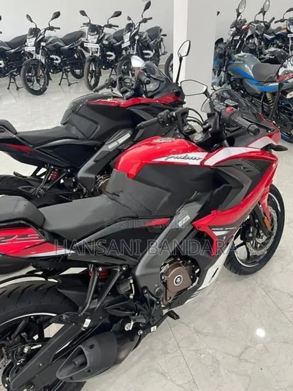 Bajaj Pulsar RS200 Brand new 2026