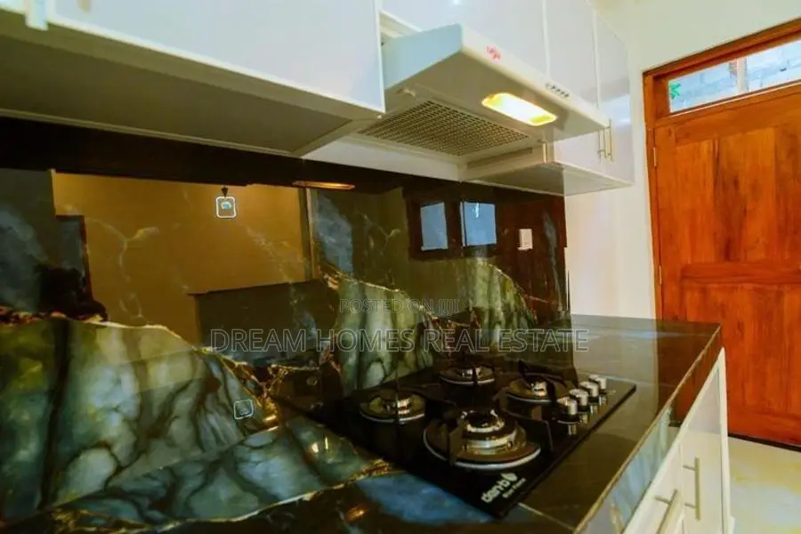 Modern 2-Storey House For Sale – Polgasowita, Kesbewa