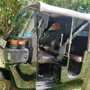 Bajaj RE 2014