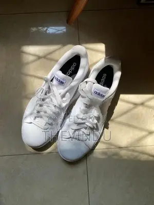 Adidas Advantage Base White Sneakers (EUR 41.5 / UK 7.5)
