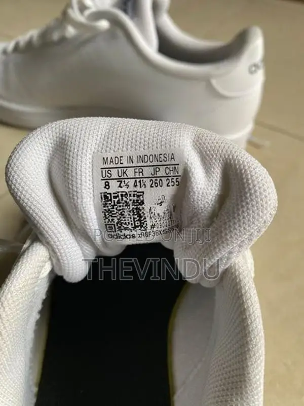 Adidas Advantage Base White Sneakers (EUR 41.5 / UK 7.5)