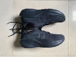 Under Armour Charged+ Assert 11 All Black (EUR 41 / UK 7)