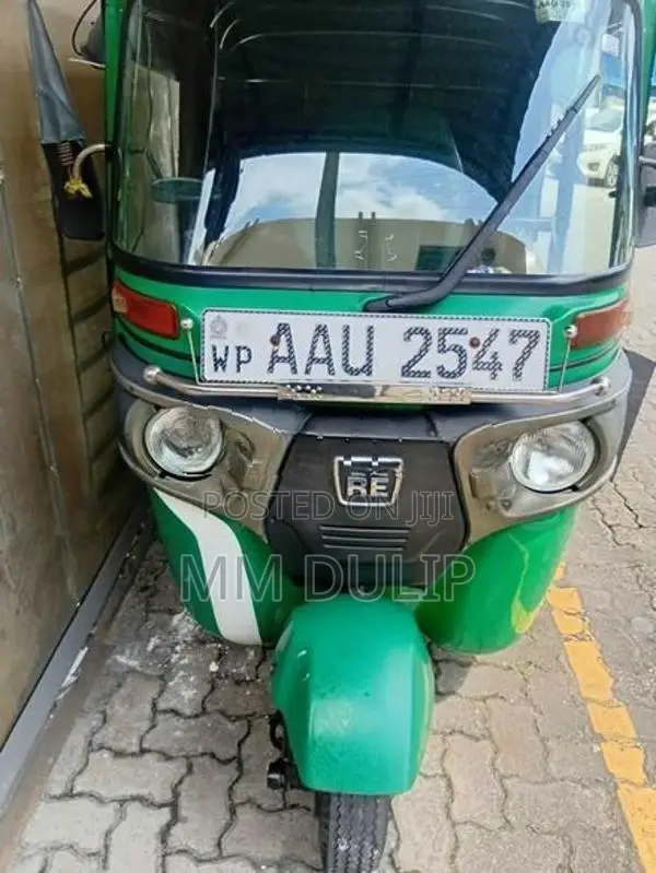 Bajaj RE 2014