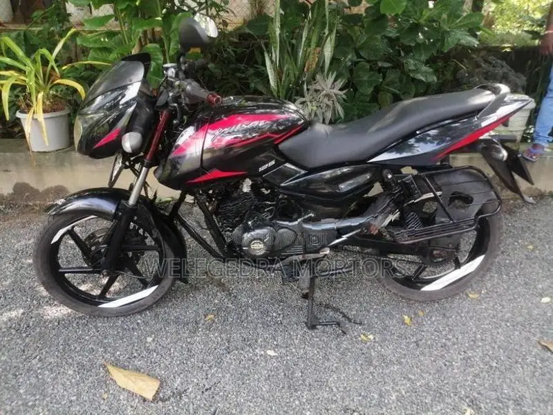 Bajaj Pulsar 150 2012