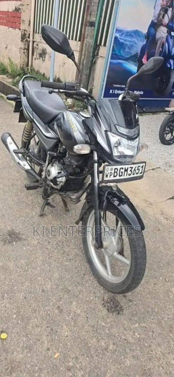 Bajaj Platina 100 2018