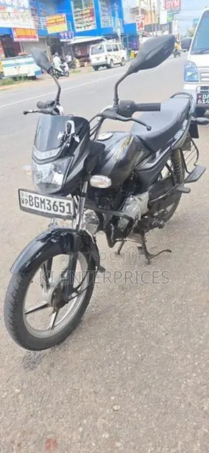 Bajaj Platina 100 2018