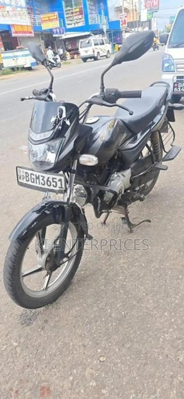 Bajaj Platina 100 2018