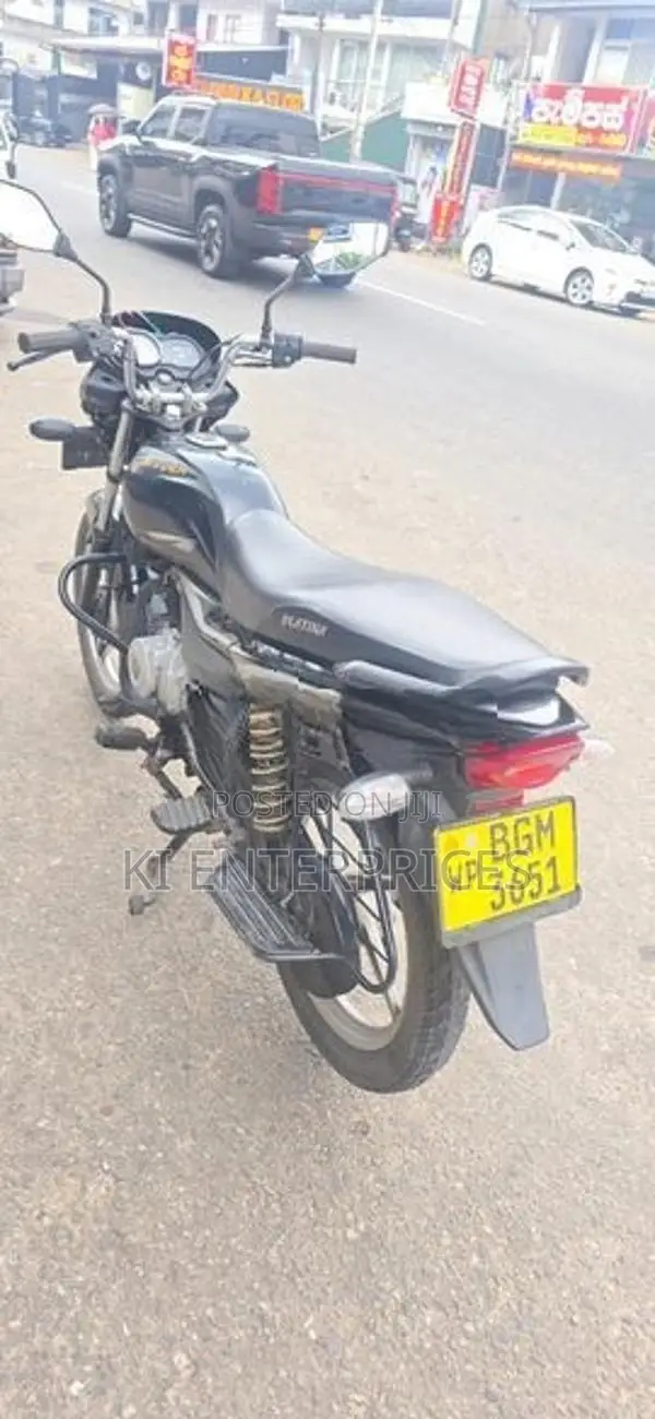 Bajaj Platina 100 2018