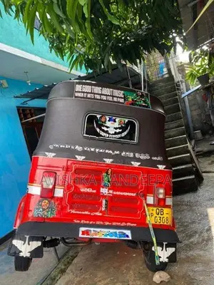 Bajaj RE 2006